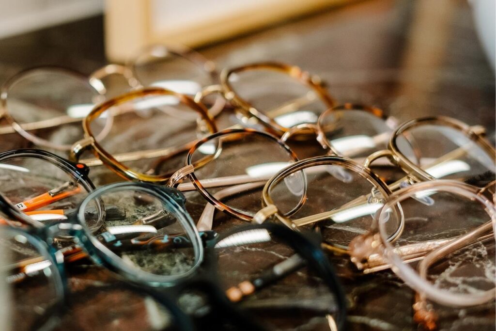 Bruninx Design Optics collectie: diverse brillen naar gezichtsvorm gerangschikt, passend voor regio Limburg